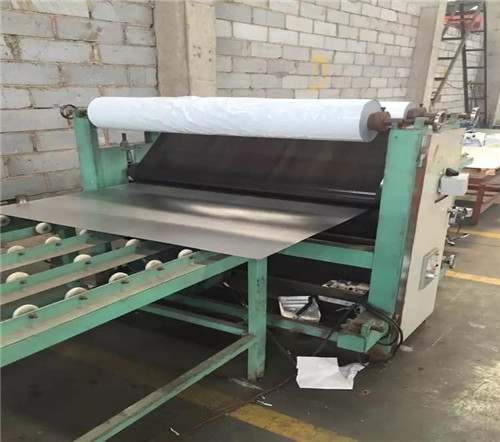 無錫不銹鋼板公司設(shè)備圖片